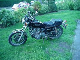 De dertiende, een Suzuki GS550L. Eigenaar tot 05-2008 (7 maanden) Example Image