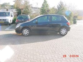 Nummer acht, een Peugeot 307 HDI diesel via mijn nieuwe werkgever, Athlon Car Lease in Vianen. Fijne ruime auto maar helaas huurauto via AT-Rent, dochter van Athlon, waar ik systeembeheer deed. Daarom na een driekwart jaar helaas weer in moeten leveren Example Image