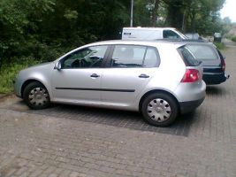 De zeventiende, een VW Golf (ook lease) Example Image