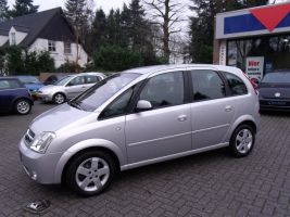 De eenentwintigste was een benzine variant van de Opel Meriva met 1.6 motor. Fijne auto, weinig op aan te merken. ook wat meer luxe uitgevoerd, prima! Example Image